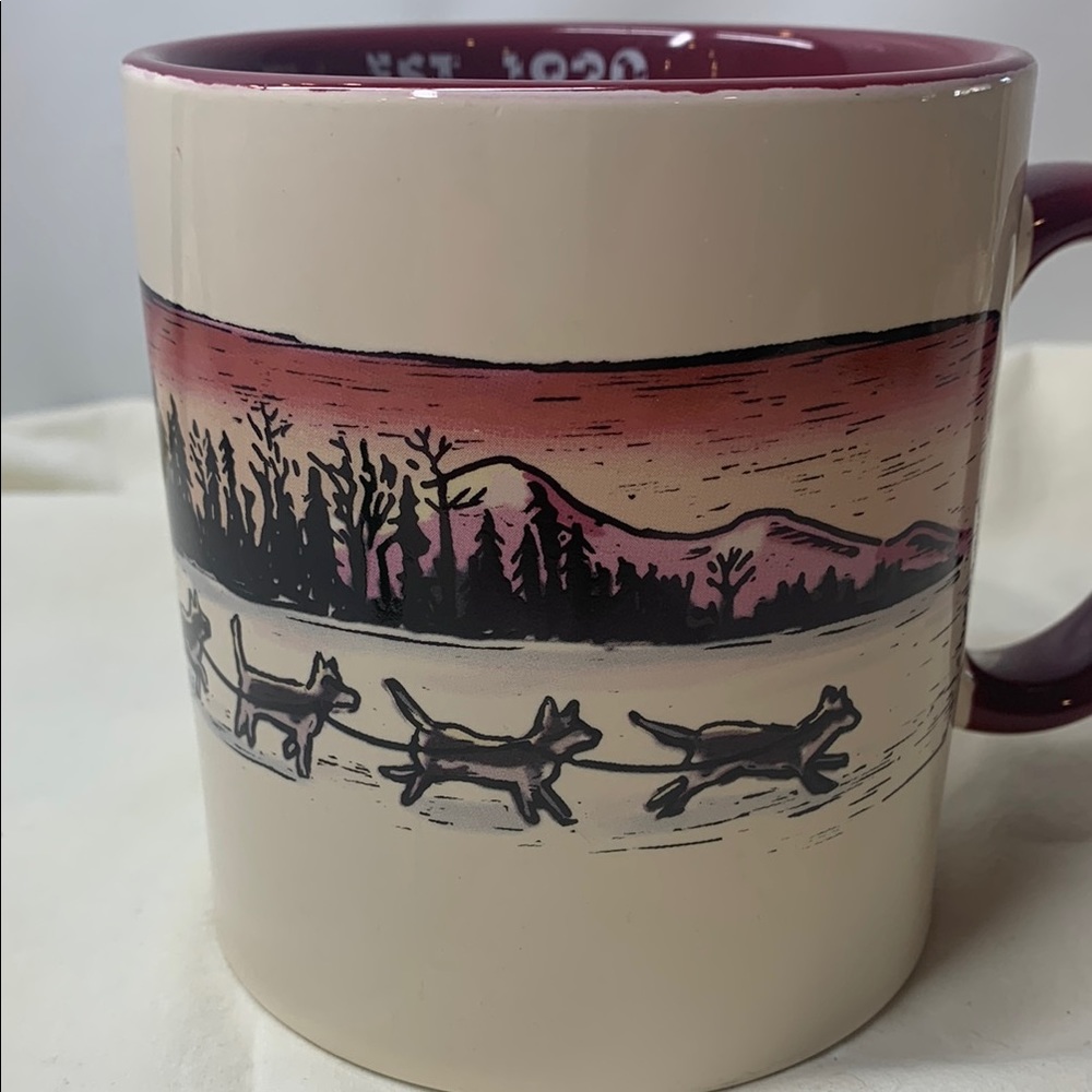 Eddie Bauer 2007 collectable coffee mug featuring winter dog sled scene. - Picture 3 of 10